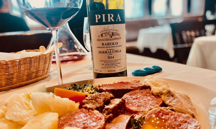 Combinações perfeitas: descubra qual vinho harmoniza melhor com cada prato cozido.