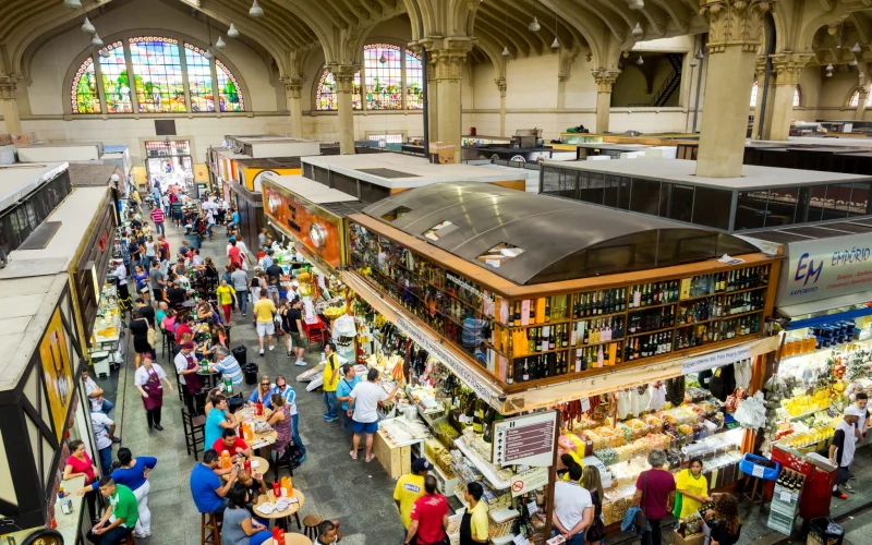 Mercadão Municipal proporciona variedade de cardápios e sabores aos visitantes