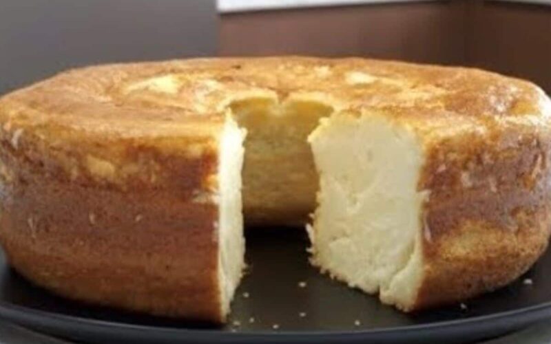Bolo de coco cremoso: irresistível e perfeito para repetir
