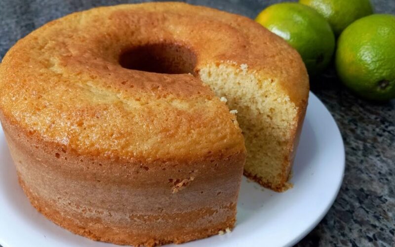 Bolo de laranja fofo: A receita perfeita para um bolo delicioso e aromático que fica pronto em instantes