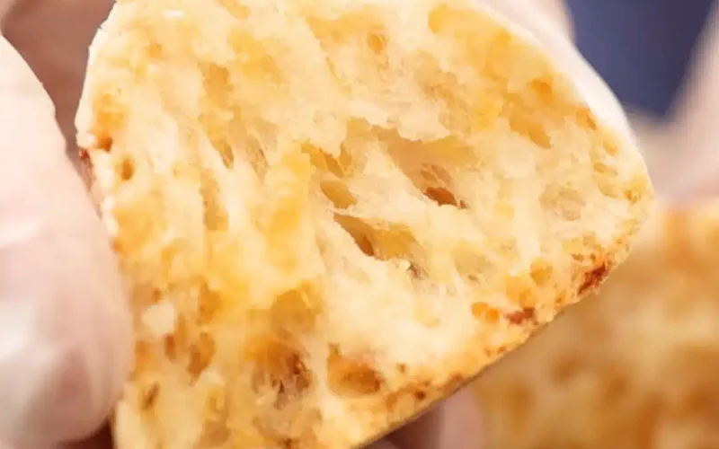 “Delicioso e saudável: receita rápida de pão de queijo sem ovo para um café da manhã perfeito”
