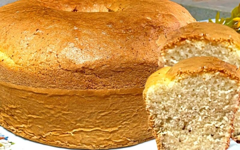 Delícia de bolo de amido de milho: macio e irresistível, ideal para saborear com café