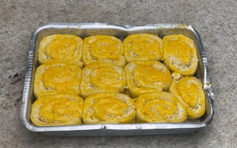 Deliciosa rosca de fubá caseira: fofura e aroma irresistíveis que farão todos pedirem a receita