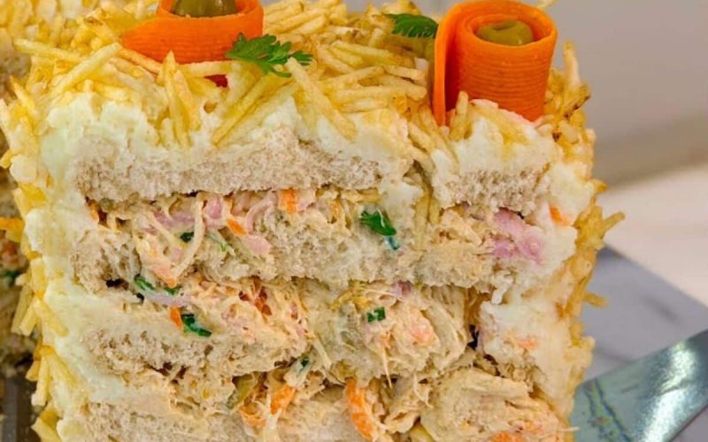 Deliciosa torta fria de salpicão: descubra a receita mais cremosa e requisitada para festas