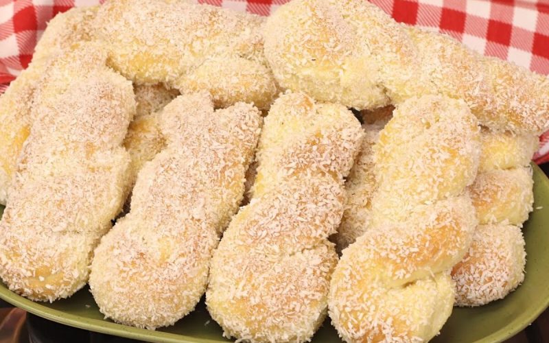 Trancinha de coco: uma delícia macia e prática que é perfeita para o lanche da tarde