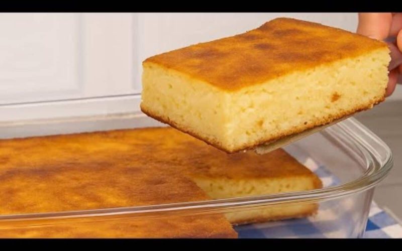 Delicie-se com um Bolo de Queijadinha Fácil de Fazer no Liquidificador, Sempre Úmido e Saboroso!