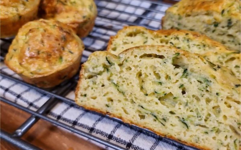 Delicioso bolo salgado de abobrinha: a opção nutritiva e fácil para o seu almoço em família