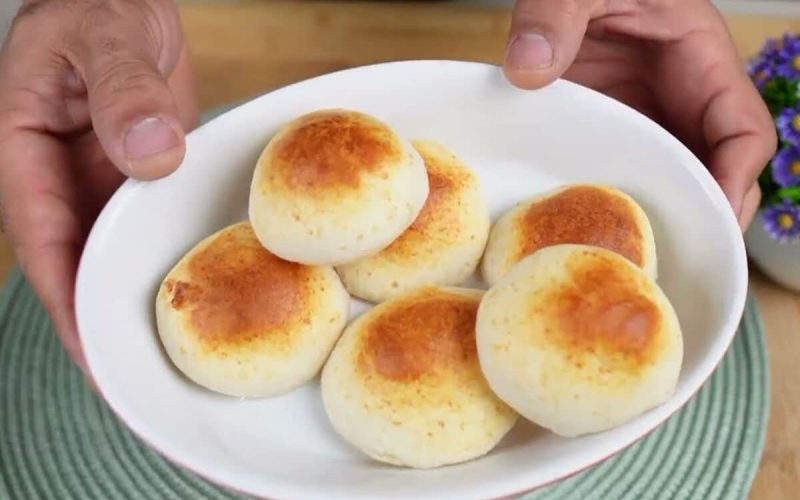 Delicioso pão de queijo sem ovos: crocância irresistível e fácil de preparar