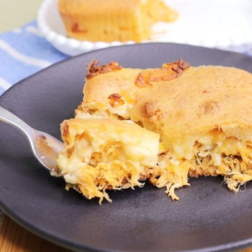 Delicie-se com esta rápida e fácil torta de frango feita no liquidificador!