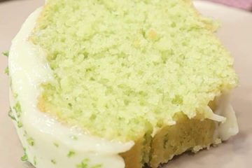 Delicioso bolo de limão verde: fofura irresistível com cobertura levemente ácida