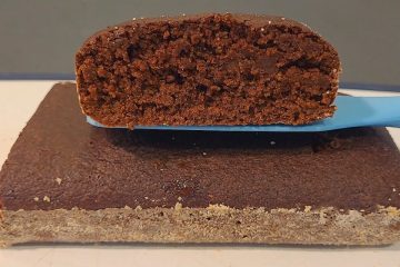 Bolo de chocolate e aveia: uma delícia cremosa e saudável, pronta em minutos