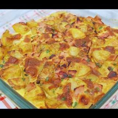 Delícia de torta de batata com presunto e queijo: a receita perfeita para agradar a todos!