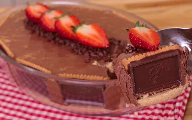 Deliciosa e Cremosa: Mousse de Nutella em Travessa é Rápida e Irresistível!