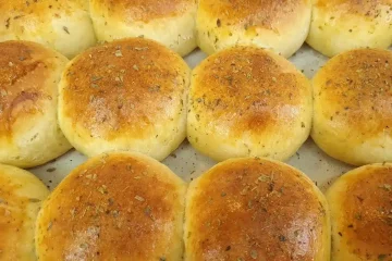 Pão de Cebola: Uma Deliciosa Receita Macia que Garantirá Elogios na Sua Mesa
