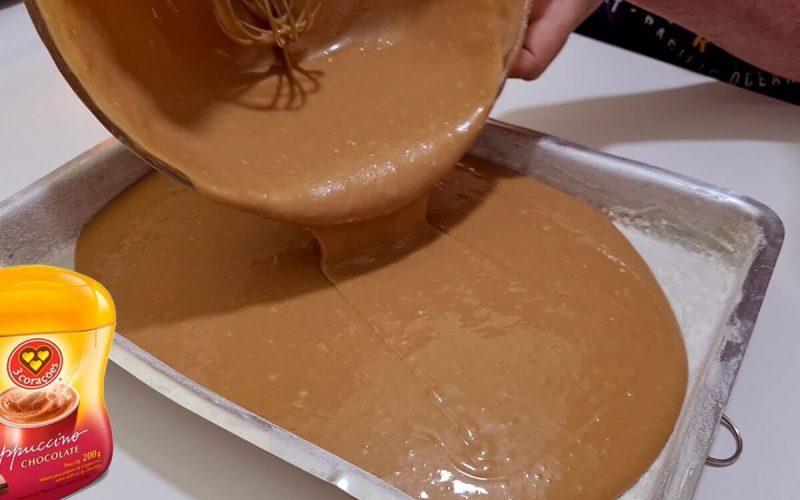 Delicioso bolo de capuccino: simples, macio e com aroma irresistível de café e iogurte para adoçar seu lar