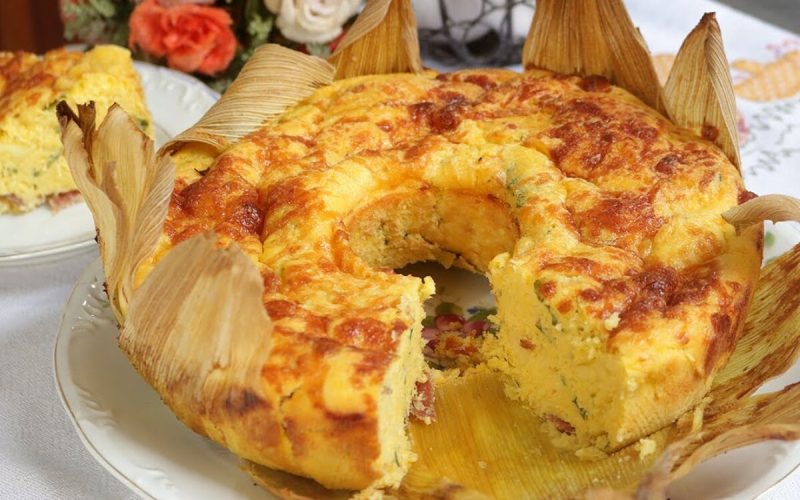 Prato prático e delicioso: bolo salgado de milho no liquidificador para celebrar o Dia dos Pais