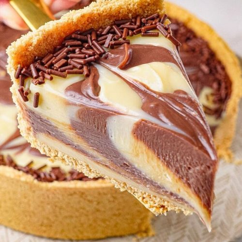 Deliciosa torta mesclada: um visual encantador e um truque simples para impressionar!