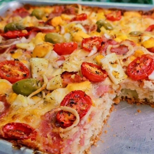 Deliciosa torta portuguesa: massa leve de creme de leite e recheio generoso para um lanche inesquecível