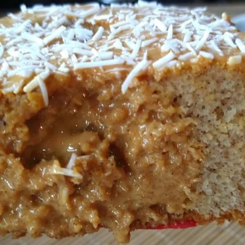 Bolo de churros com recheio de doce de leite: uma delícia macia e irresistível que é super fácil de fazer