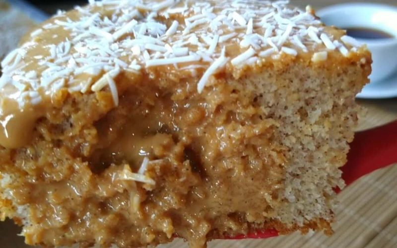 Bolo de churros com recheio de doce de leite: uma delícia macia e irresistível que é super fácil de fazer