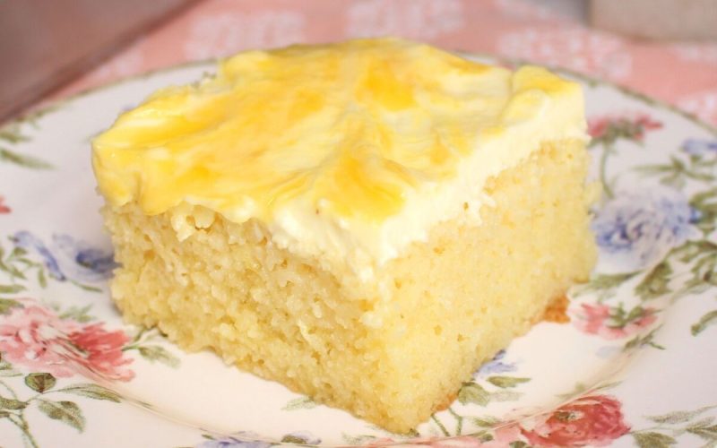 Bolo de laranja com cobertura super fofinho, molhadinho e perfumado, que será um sucesso em sua casa
