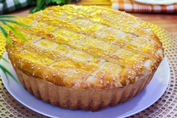Empadão de frango com massa irresistível que vai conquistar seu jantar