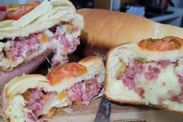 Delicioso pão caseiro recheado: a maciez que conquista e surpreende a todos!