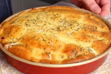Deliciosa torta de atum: leve, saborosa e ideal para um lanche prático.