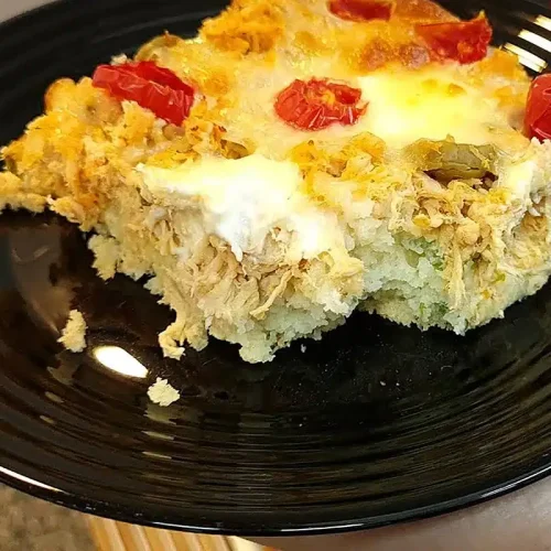Deliciosa torta de frango com massa italiana: o lanche ideal para agradar a família inteira